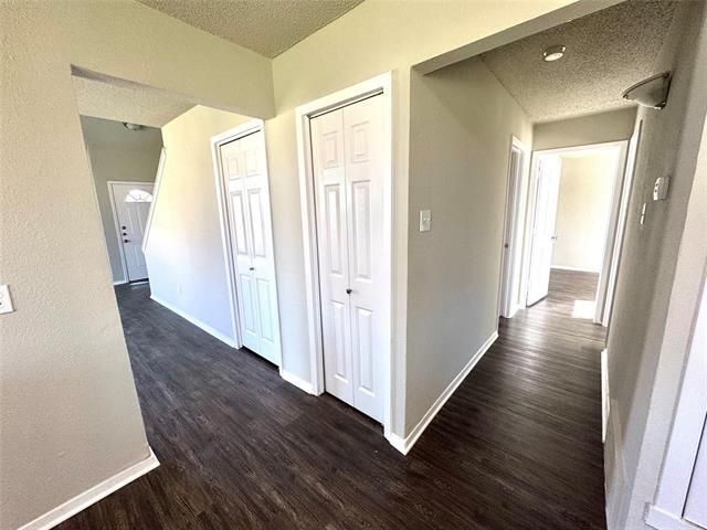 Building Photo - 2508 S Center St