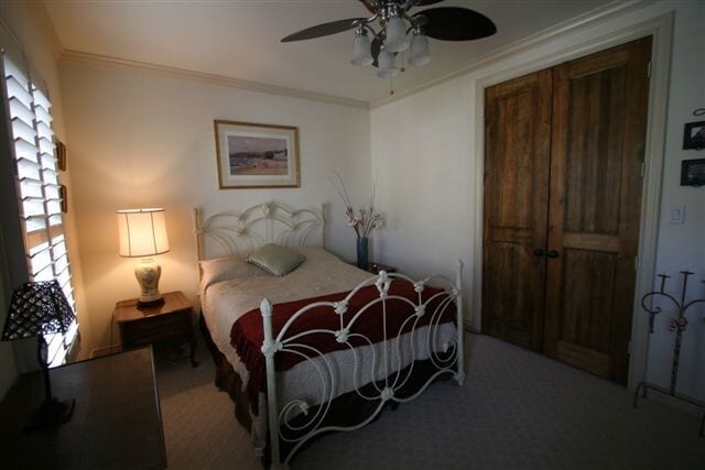 Building Photo - 4035 Lanark Ln