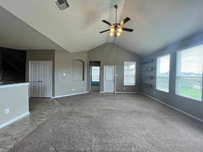 Building Photo - For Lease | 4 Bed, 3.5 Bath | 3,044 Sq Ft ...