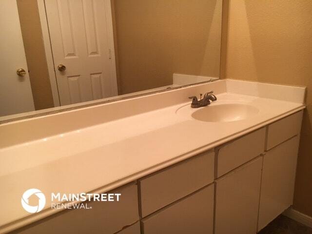 Building Photo - 16115 Catbird Ct