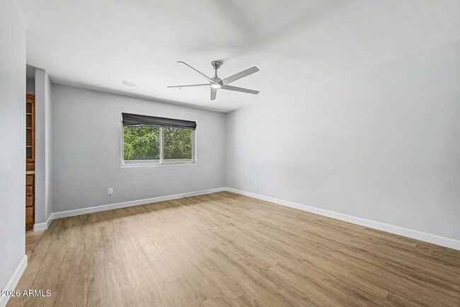 Building Photo - 2311 E Colter St