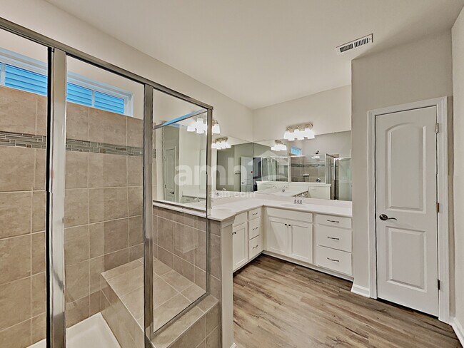 Building Photo - 2415 Napa Valley Dr