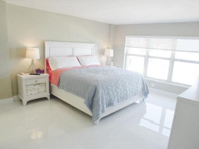 Building Photo - 405 N Ocean Blvd