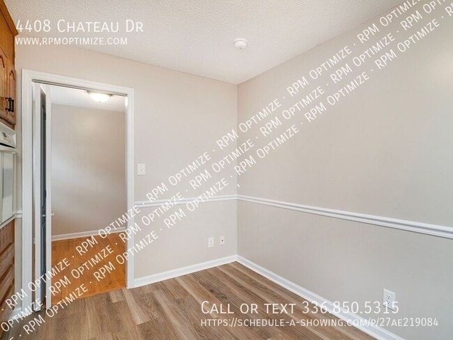 Building Photo - 4408 Chateau Dr