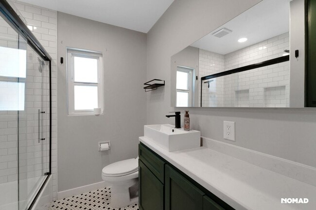 Building Photo - Charming 2BR House in Phoenix