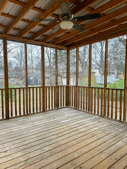 Building Photo - 675 Northview Dr NW