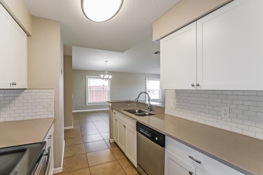 Building Photo - 13340 Prestwick Dr