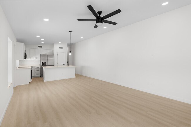 Building Photo - 29 Masters Dr