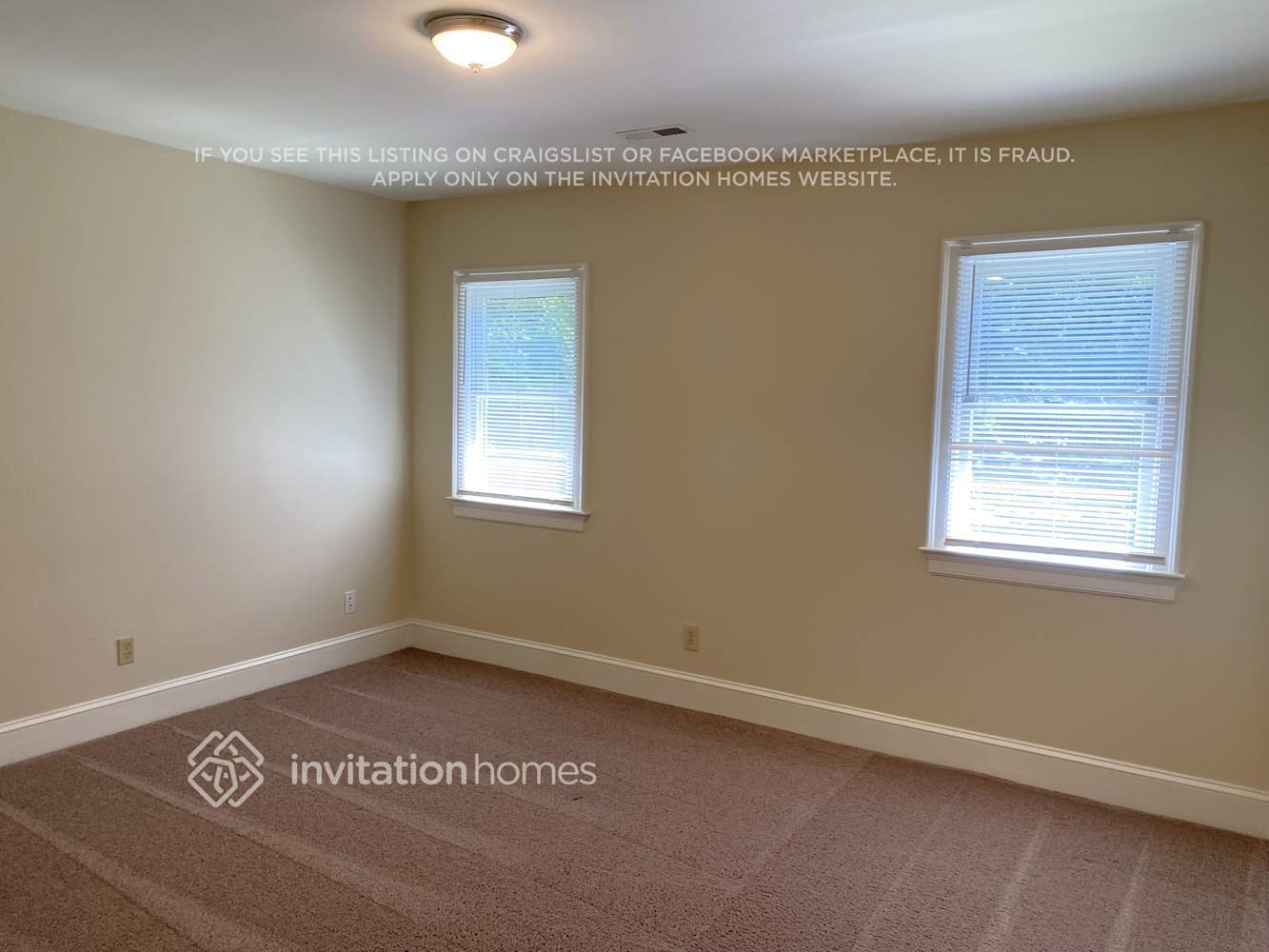 Building Photo - 9220 Tillot Dr