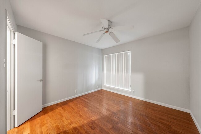 Building Photo - Stylish 3-Bed Home with Pool Access, Fenced Yard, and Garage — North Hills Village, San Antonio