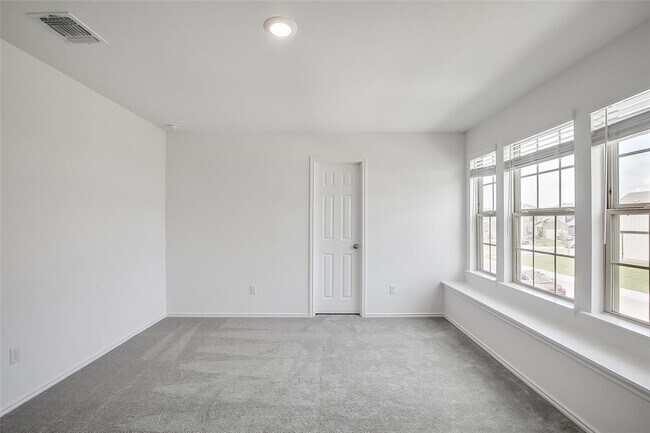 Building Photo - 812 Black Alder St