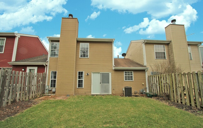 Building Photo - 652 Nantucket Way