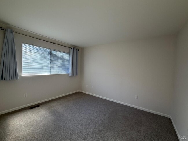 Building Photo - 378 Brey Rd