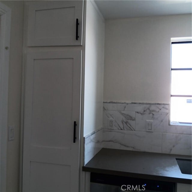 Building Photo - 1419 W 179th St