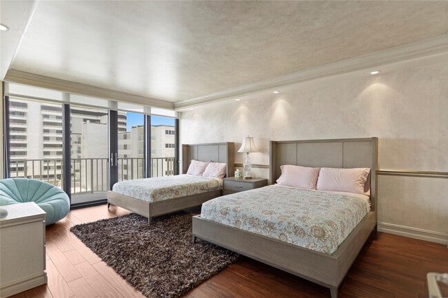 Building Photo - 2917 S Ocean Blvd