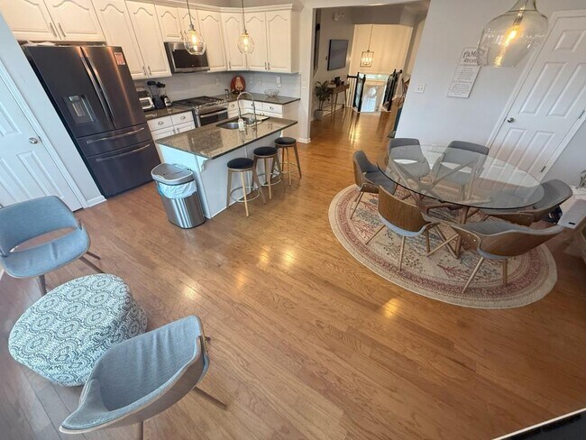 Building Photo - 3659 Chicago St NW