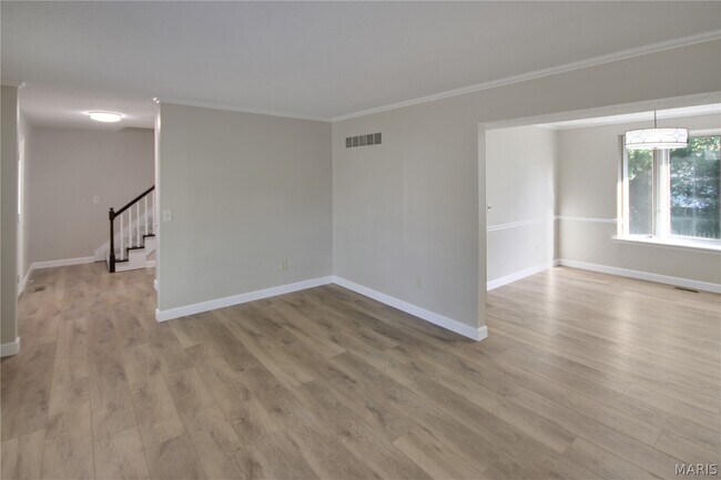 Building Photo - 1392 Justerini Dr