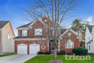 Building Photo - 4102 Barclay Forest Dr