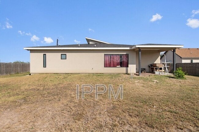 Building Photo - 30816 Muraya St