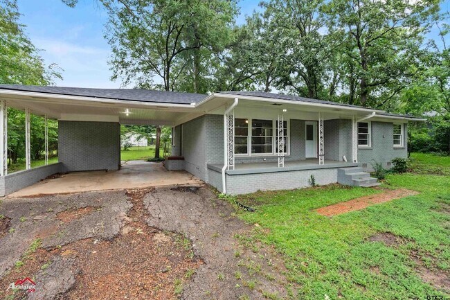 Building Photo - 1307 Ash Ln