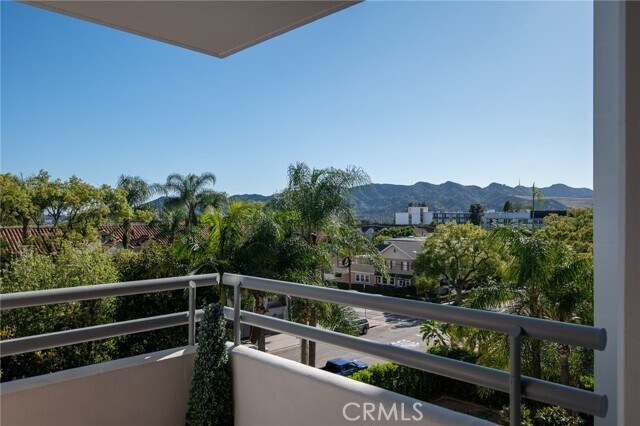 Building Photo - 345 Pioneer Dr