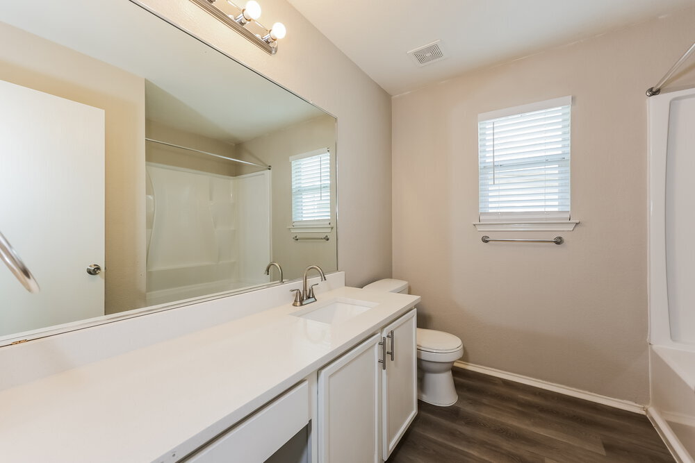 Building Photo - 1016 Matamoros Plaza