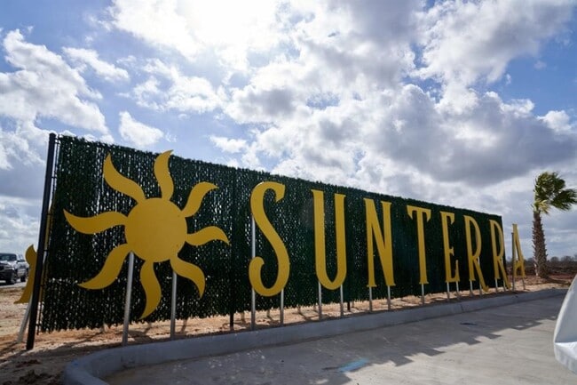 Building Photo - 400 Camino Bay Dr