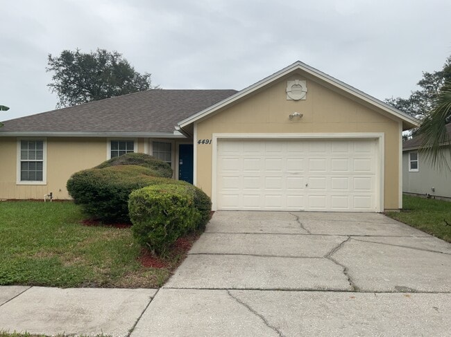 Building Photo - 4491 Cobblefield Cir W