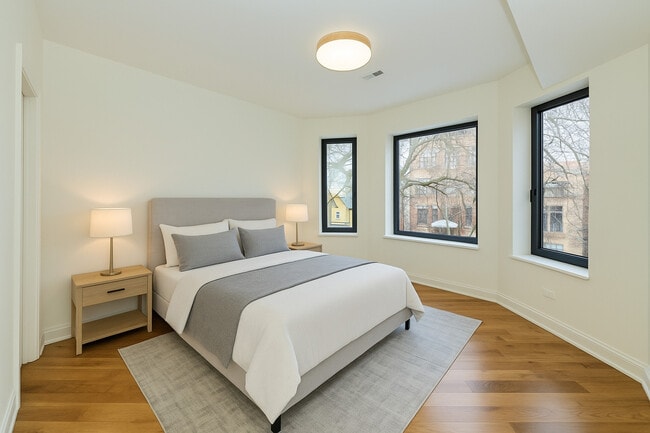 Building Photo - 5200 N Winthrop Ave