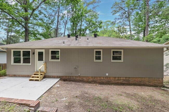 Building Photo - 5113 Crowley Dr