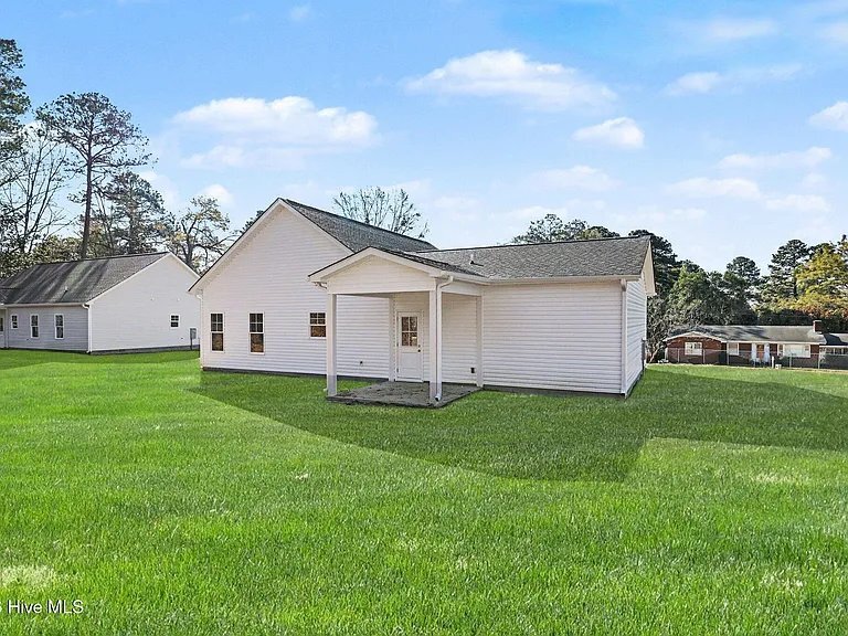 Building Photo - 1709 Elizabeth Dr