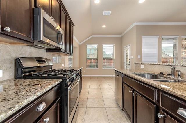 Building Photo - 4005 Lands End Dr