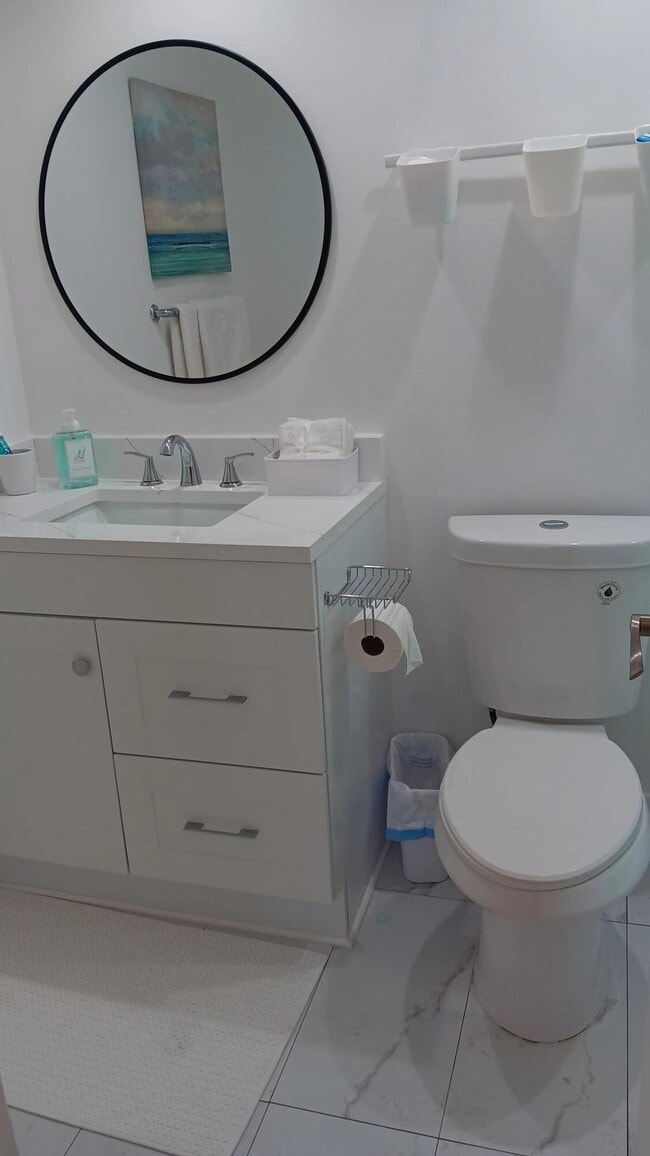 Building Photo - 3001 S Ocean Dr