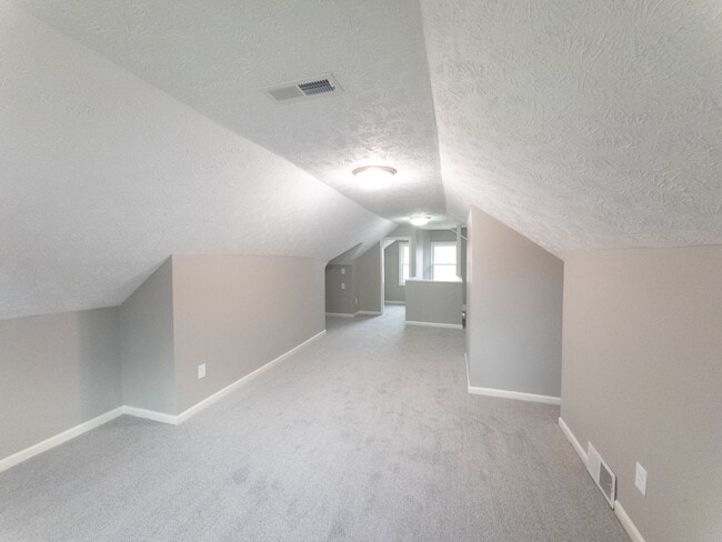 Building Photo - 5039 Miami St