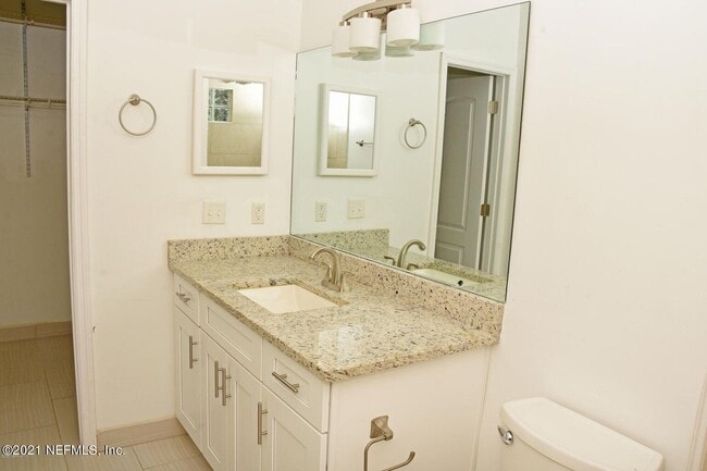 Building Photo - 164 Vista Grande Dr