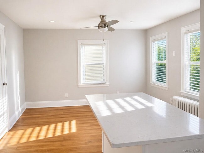 Building Photo - 45-17 Auburndale Ln