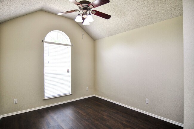 Building Photo - Beautiful Home in Plano ISD.