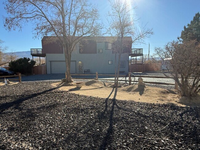 Building Photo - Dual Family Living - Horse Property - In Law Quarters