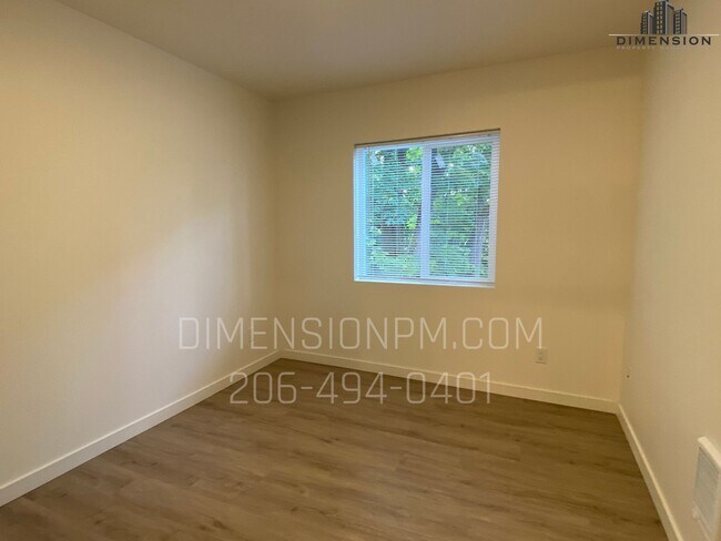 Building Photo - 5811 27th St NE