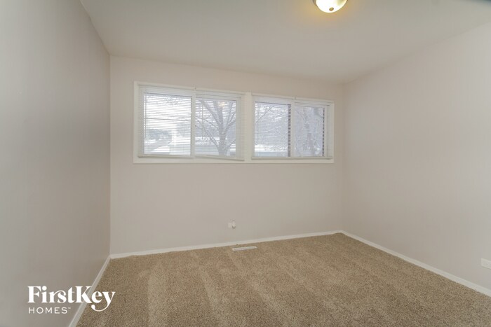 Building Photo - 1657 S Tyler Rd