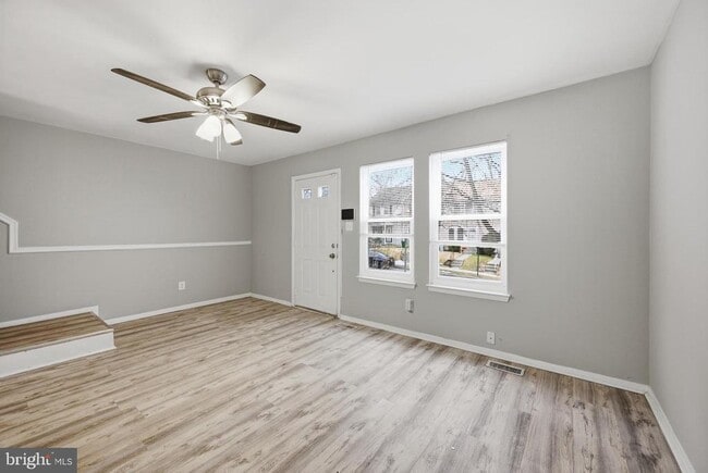 Building Photo - 40 Cobber Ln