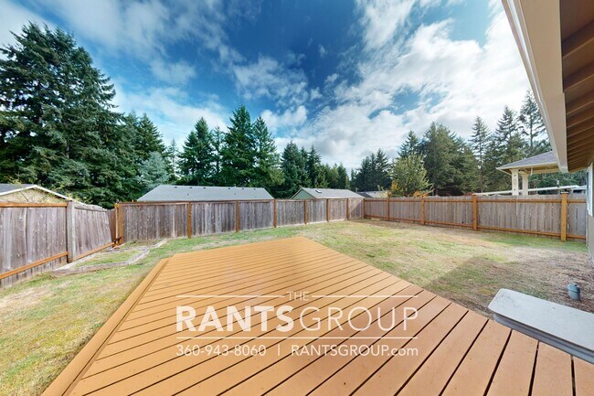 Building Photo - Recently updated home in Beachcrest's quie...