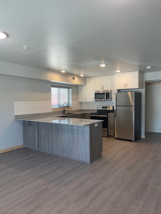 Building Photo - 2 Bed 1 Bath Unit at Teton River Flats – P...