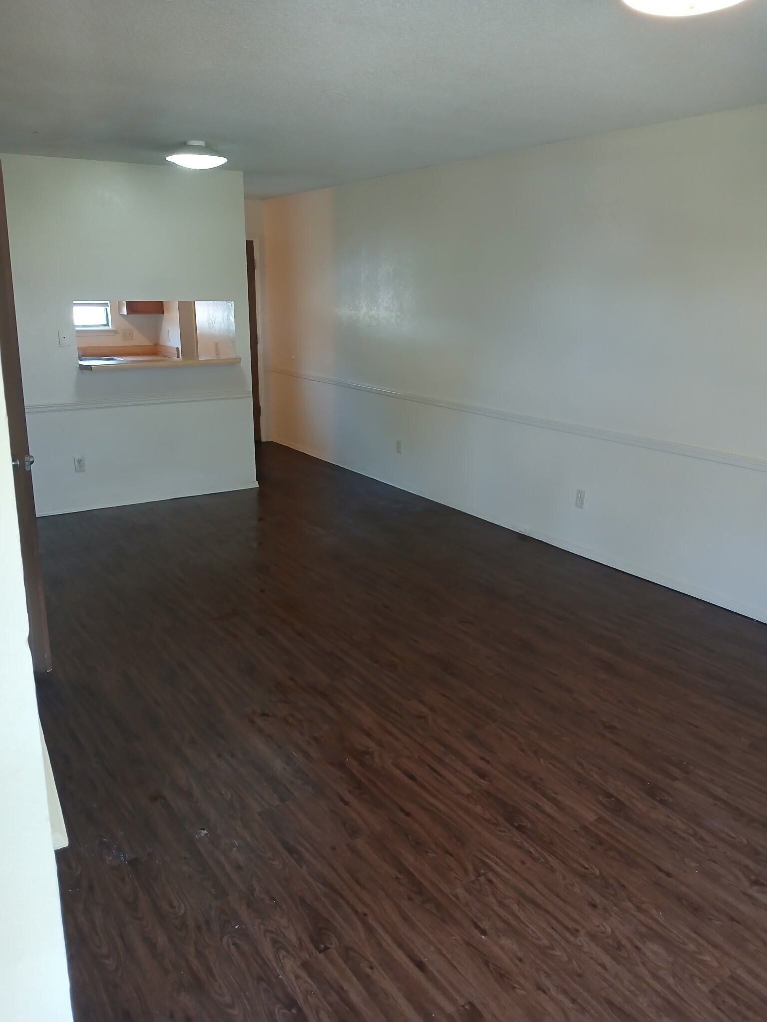 Building Photo - 4301 Yorkshire Dr