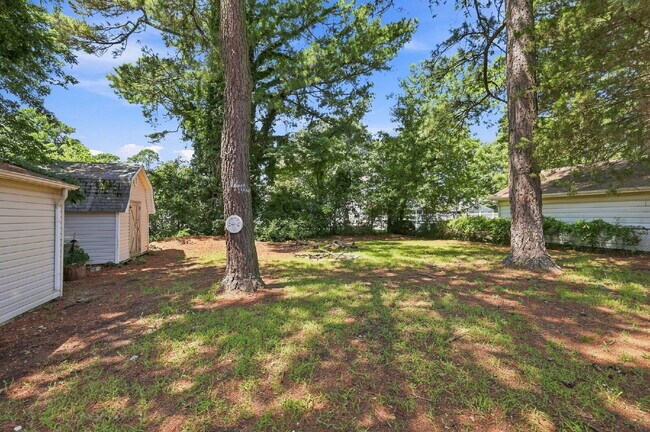Building Photo - Updated Ranch with Garage, Fenced Yard & One-Level Living