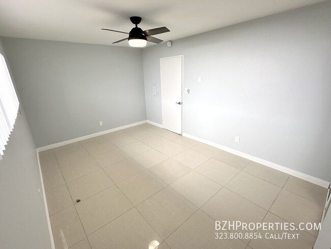 Building Photo - Newly Updated 1Bedroom 1Bathroom In Prime ...