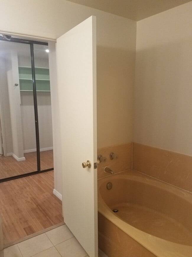 Building Photo - 311 Bora Bora Way