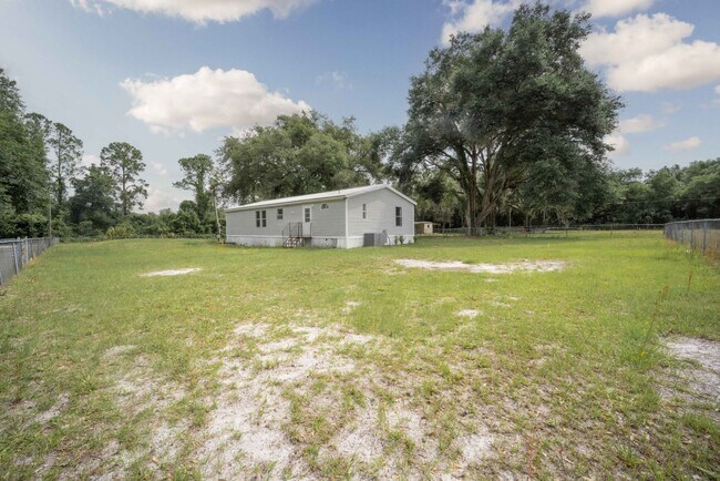 Building Photo - 4872 Evans St