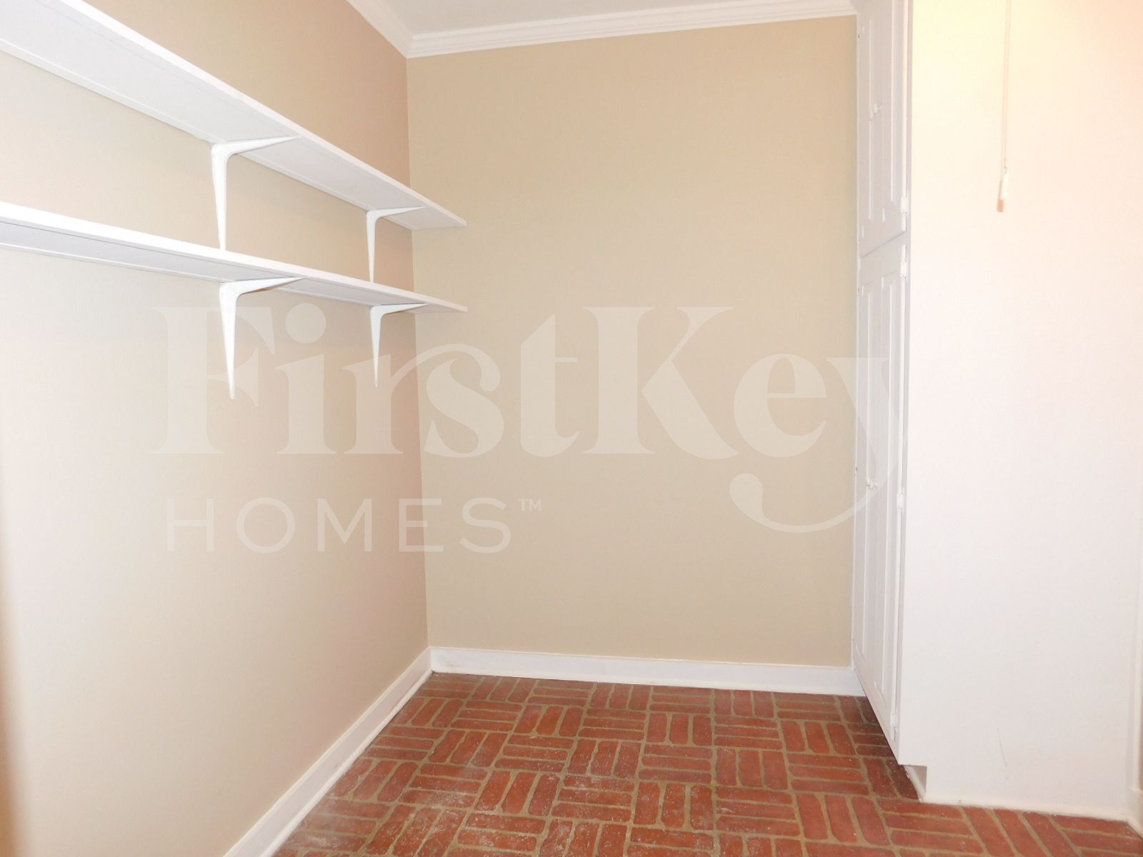 Building Photo - 6135 Haddington Dr