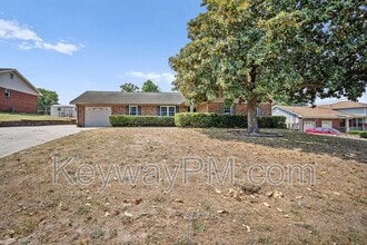 Building Photo - 3420 Linderwood Dr